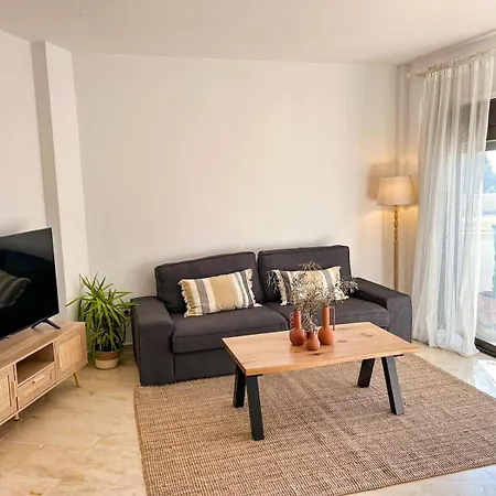 Independiente Atalaya * إِستيبونا