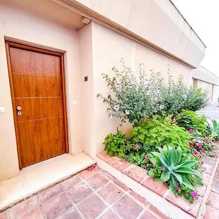 Independiente Atalaya Apartman *